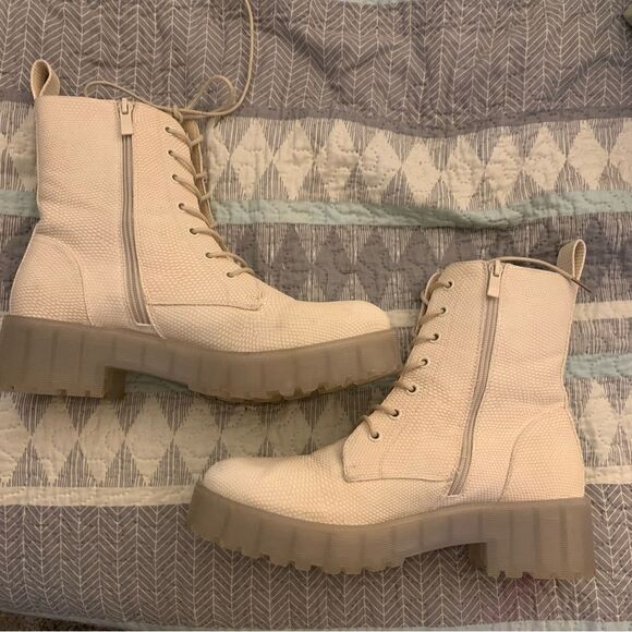 Dirty Laundry Natural Mazzy Combat Boots - Picture 5 of 9